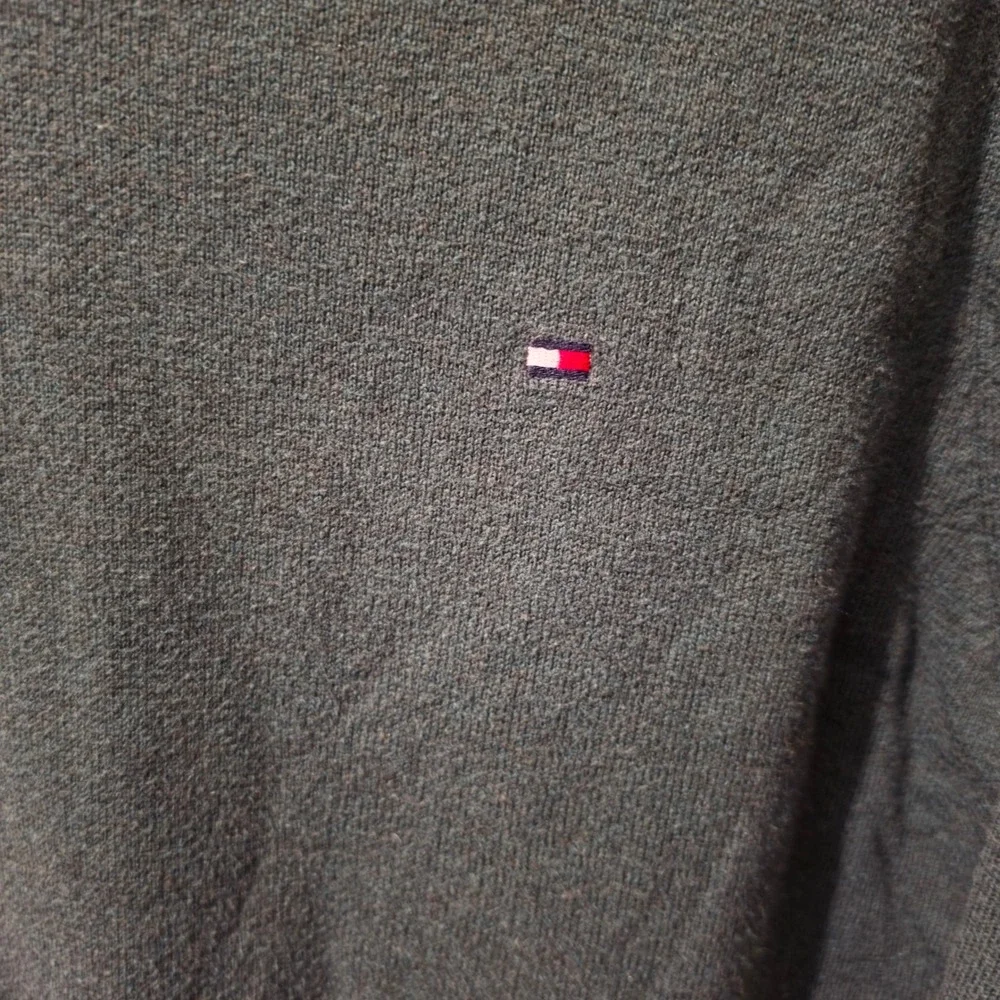 Tommy Hilfiger Mens Green Pima Cotton Cashmere V-Neck Sweater Size M Logo
